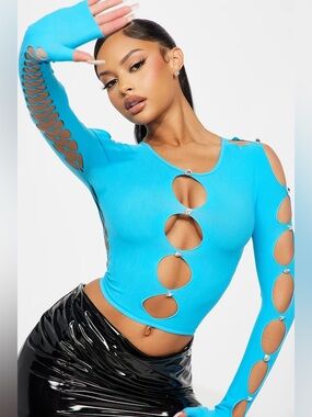 3/$25 Fashion Nova Can’t Compete Seamless Cut Out Top Aqua